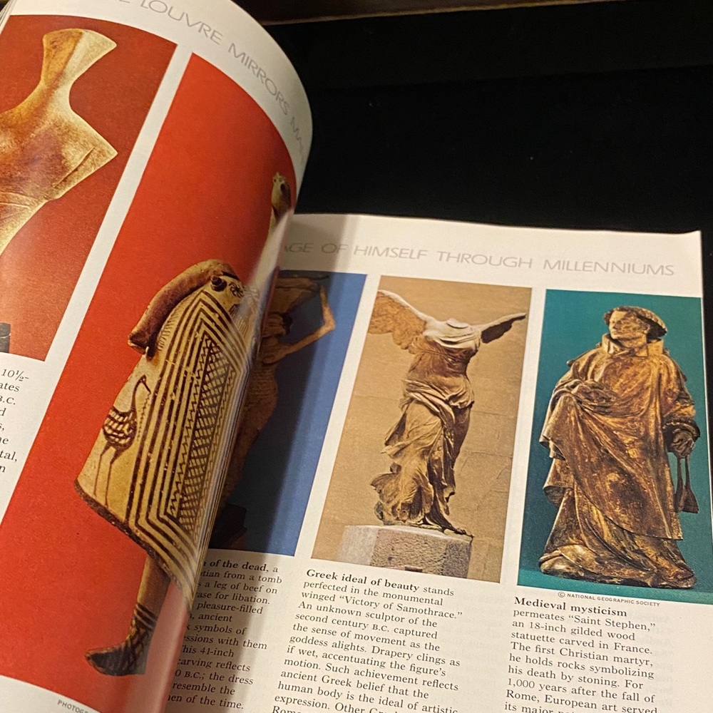 Vintage National Geographic Magazine - June 1971 - Picture 9 of 16